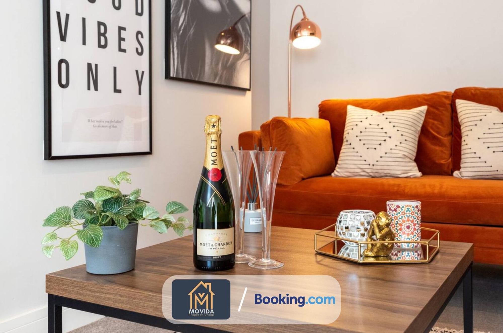 Stylish Town Centre Apartment by Movida Harrogate Exterior photo